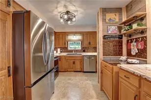 3931 Clay Dr NE, Dover, OH 44622 - Photo 10