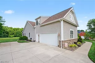 3841 Heron Creek Dr, Rootstown, OH 44272 - Photo 2