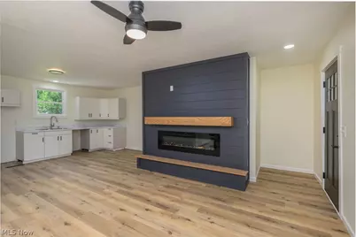 519 W Fike Avenue, Orrville, OH 44667 - Photo 6