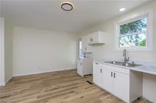 519 W Fike Ave, Orrville, OH 44667 - Photo 10