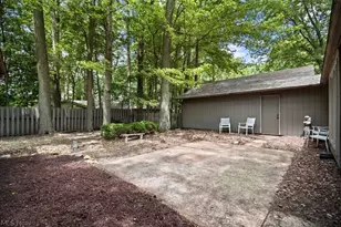 32633 Woodridge Ct, North Ridgeville, OH 44039 - Photo 28