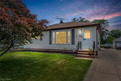 4612 W 156th Street, Loveland, OH 44135 - Photo 2