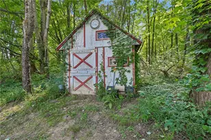 2660 S Medina Line Rd, Wadsworth, OH 44281 - Photo 48