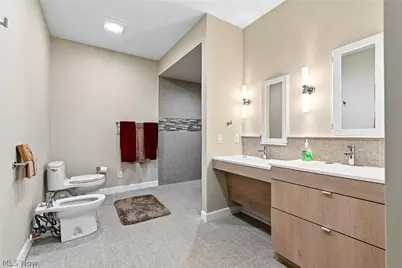 2660 S Medina Line Road, Wadsworth, OH 44281 - Photo 24