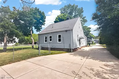 16305 Munn Road, Loveland, OH 44111 - Photo 32