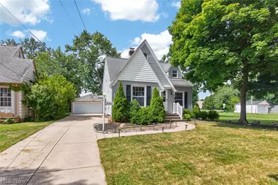 16305 Munn Road, Loveland, OH 44111 - Photo 2