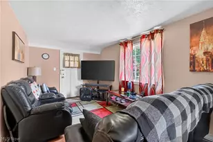 1208 Brooklyn Ave, Canton, OH 44710 - Photo 6