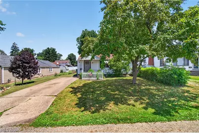 1208 Brooklyn Avenue, Canton, OH 44710 - Photo 4