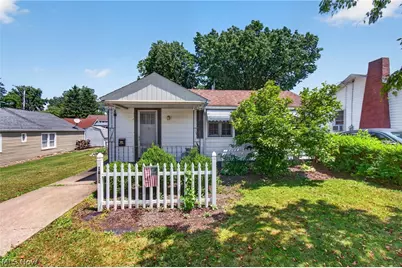 1208 Brooklyn Avenue, Canton, OH 44710 - Photo 1