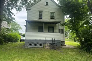 1036 E 149th St, Loveland, OH 44110 - Photo 2
