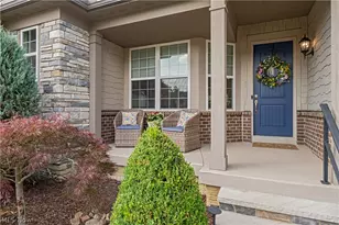 609 Burgess Cir, Aurora, OH 44202 - Photo 4