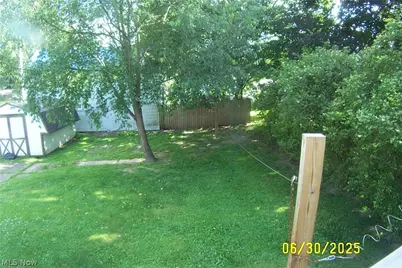 293 W 10th Street, Salem, OH 44460 - Photo 12