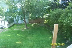 293 W 10th St, Salem, OH 44460 - Photo 12