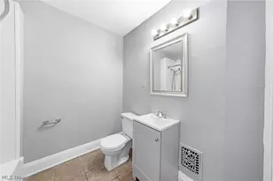 1584 E 94th St, Loveland, OH 44106 - Photo 18