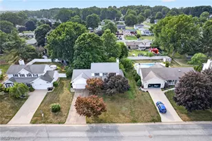 1667 Cadbury Street NW, Massillon, OH 44646 - Photo 2
