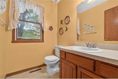 1667 Cadbury Street NW, Massillon, OH 44646 - Photo 16