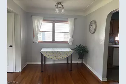 246 Hilliard Road, Elyria, OH 44035 - Photo 4