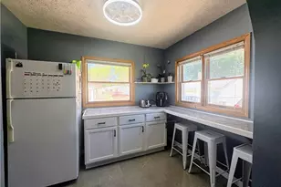246 Hilliard Rd, Elyria, OH 44035 - Photo 8