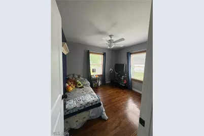 246 Hilliard Road, Elyria, OH 44035 - Photo 12