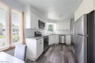 5355 Fulton Dr NW, Canton, OH 44718 - Photo 8