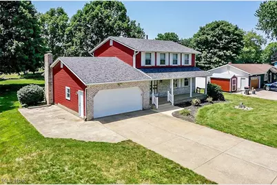 11937 Basswood Avenue NW, Uniontown, OH 44685 - Photo 2