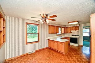 11937 Basswood Ave NW, Uniontown, OH 44685 - Photo 6