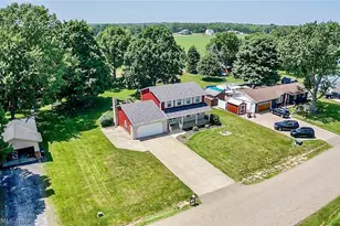 11937 Basswood Ave NW, Uniontown, OH 44685 - Photo 4