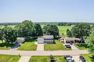 11937 Basswood Ave NW, Uniontown, OH 44685 - Photo 38