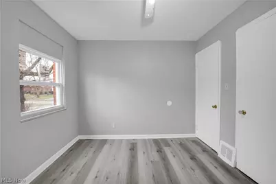 15205 Judson Drive, Loveland, OH 44128 - Photo 14