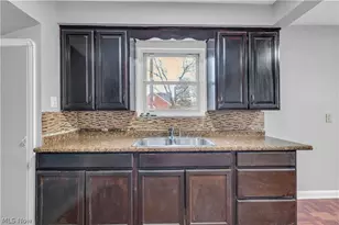 15205 Judson Dr, Loveland, OH 44128 - Photo 8