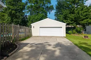 5870 Sonata Dr, Clinton, OH 44216 - Photo 4