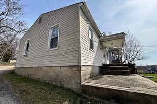 155 Fernwood Ave, Barberton, OH 44203 - Photo 2