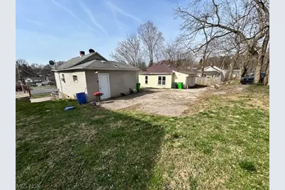 155 Fernwood Avenue, Barberton, OH 44203 - Photo 4