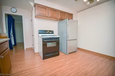 18400 Rockland Avenue, Loveland, OH 44135 - Photo 8