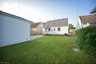 18400 Rockland Ave, Loveland, OH 44135 - Photo 42