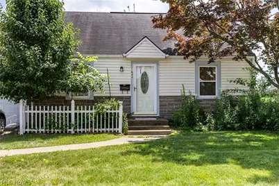 1644 37th Street NW, Canton, OH 44709 - Photo 1