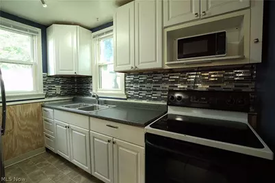 34 Kenmore Avenue, Barberton, OH 44203 - Photo 12