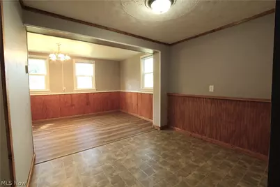 34 Kenmore Avenue, Barberton, OH 44203 - Photo 6