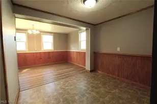 34 Kenmore Ave, Barberton, OH 44203 - Photo 6