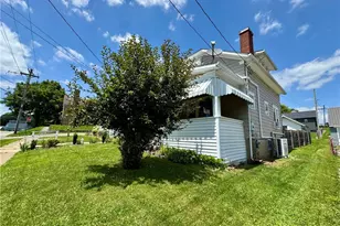 402 E Marietta St Manor, Woodsfield, OH 43793 - Photo 12