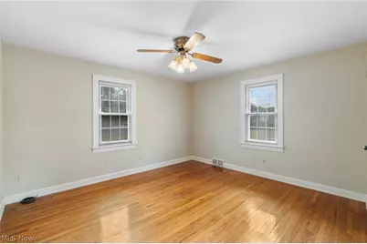 1904 Lincoln Way E, Massillon, OH 44646 - Photo 12