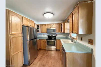 109 Dubey Lane, Weirton, WV 26062 - Photo 4