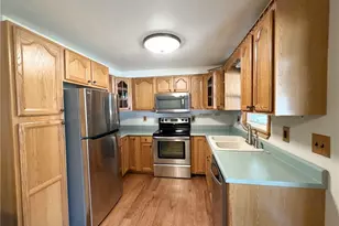 109 Dubey Ln, Weirton, WV 26062 - Photo 4