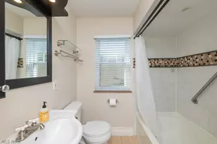 14733 Grapeland Ave, Loveland, OH 44111 - Photo 18