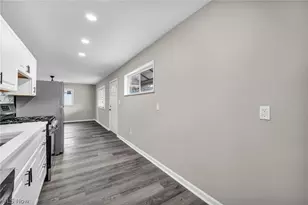 12215 National Dr, Grafton, OH 44044 - Photo 8