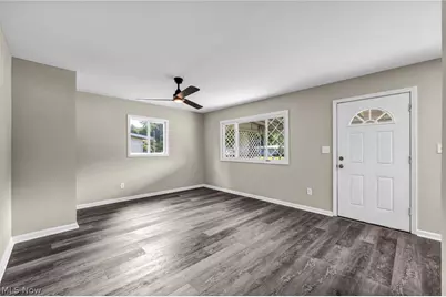 12215 National Drive, Grafton, OH 44044 - Photo 12