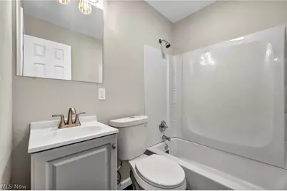 12215 National Drive, Grafton, OH 44044 - Photo 10