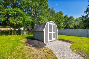 12215 National Dr, Grafton, OH 44044 - Photo 36