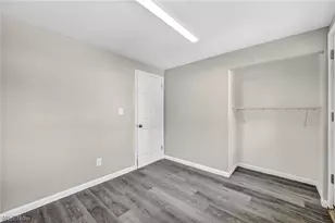 12215 National Dr, Grafton, OH 44044 - Photo 18