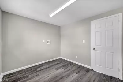 12215 National Drive, Grafton, OH 44044 - Photo 18